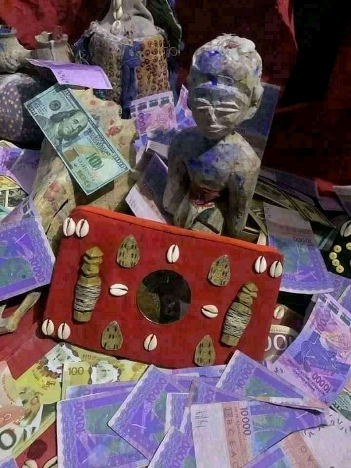 Comment avoir le vrai portefeuille magique qui produit l'argent, le plus grand et puissant maitre marabout